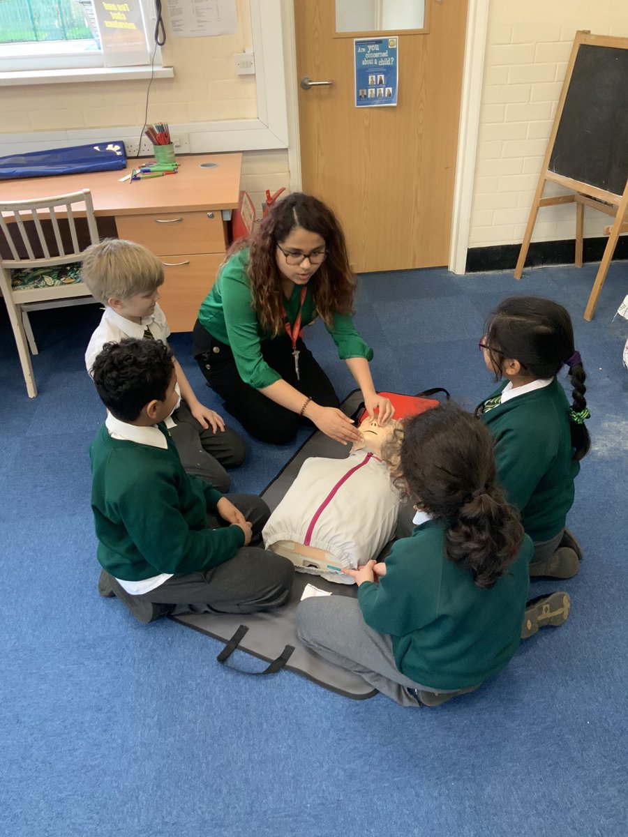 NorthTown4PC's tweet photo. A big thank you to the medical students from @PlymUni for teaching us about CPR. We learnt some really interesting things and had great fun doing it! https://t.co/E7CsLOBB8O