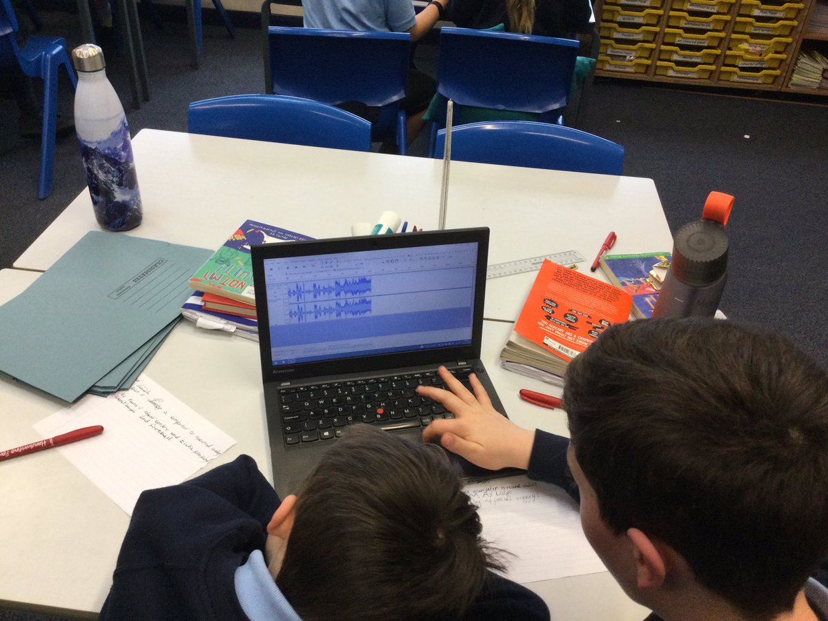 MickleTraffSch's tweet image. Year 4 have been learning how to record audio, ready for creating podcasts. It was great fun! #STEM #PrimarySTEMchat