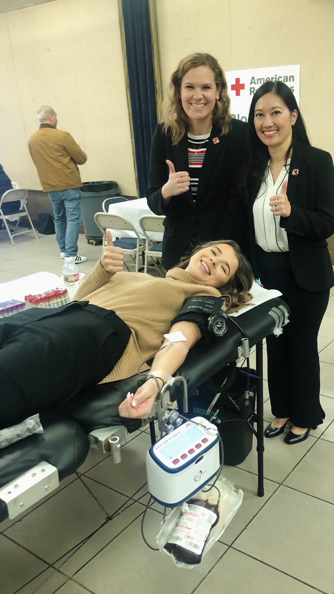 RNNguyener's tweet photo. Thank you ⁦@SenJanetNguyen⁩ ⁦&amp; team for hosting a blood drive at Nguoi Viet Daily News and helping save lives ⁦and thank you to all our donors, volunteers,staff @RedCross⁩ ⁦@SoCal_RedCross⁩ ⁦@FireyBeck⁩ #loveourdonors #redcrossmonth ❤️ https://t.co/PLibc2enqH