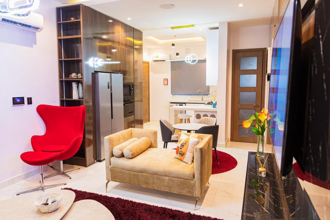 dreamwithadaku's tweet photo. Book our luxury 1 bedroom #shortlet #apartment with a functional #swimmingpool #gym and #tabletennis.
📍#lekkiphase1
Call 09080888893 for bookings or clink on link in bio. 

Sabinus  Opay to Opay.
Desmond Elliot #luxuryapartment #dreamwithadaku https://t.co/7hYiiCeK4T