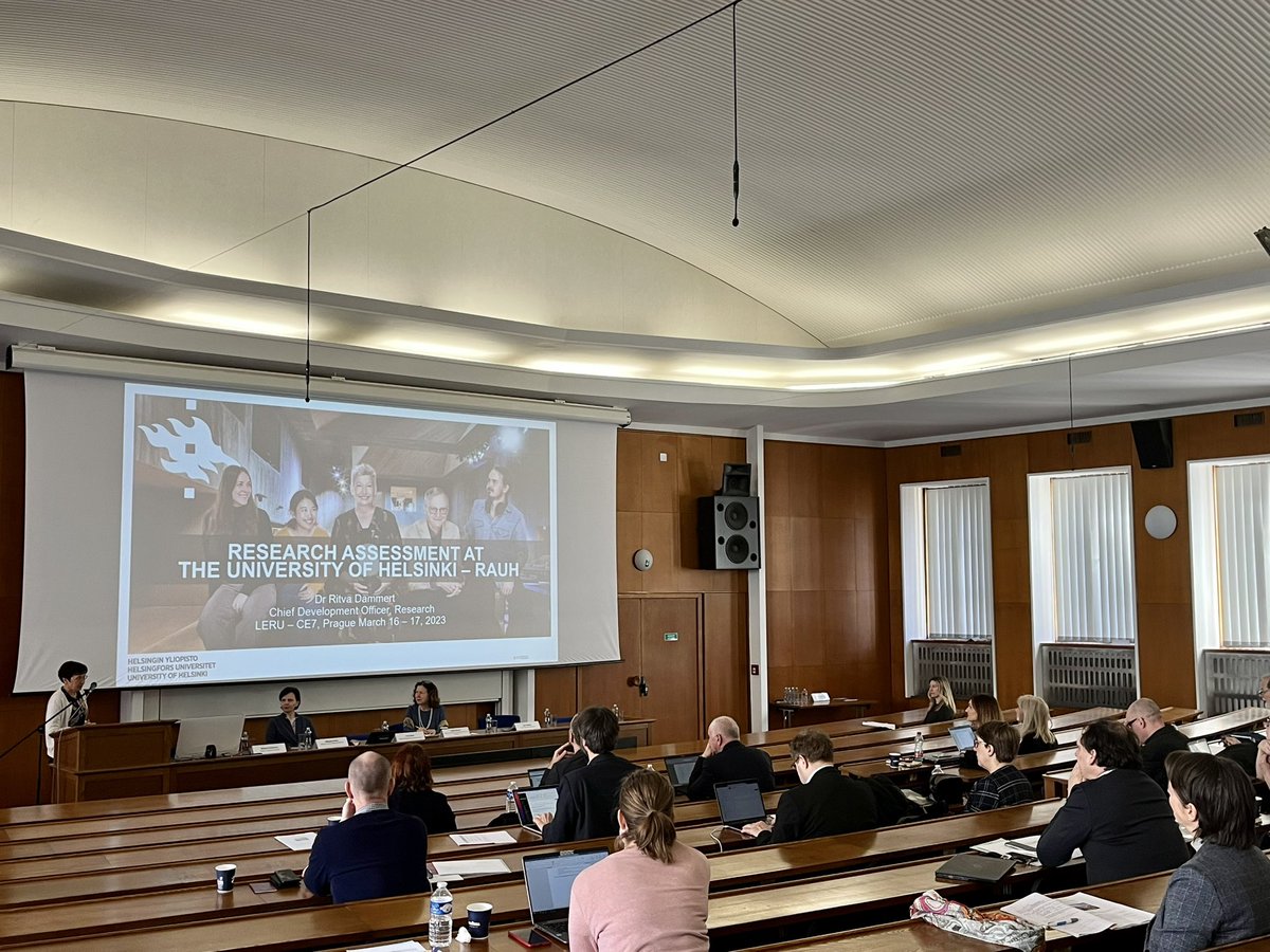 Francesca Bucci (@francescabucci_) on Twitter photo Sharing recent inspiring developments from <a href="/UCPH_Research/">University of Copenhagen Research</a> <a href="/KU_Leuven/">KU Leuven</a> <a href="/UZH_en/">University of Zurich</a> <a href="/helsinkiuni/">University of Helsinki</a> - Day 2 of the <a href="/LERUnews/">LERU</a> and <a href="/CE7uni/">CE7</a> seminar on Research(er) Assessment, at <a href="/CharlesUniPRG/">Charles University</a> Sharing recent inspiring developments from <a href="/UCPH_Research/">University of Copenhagen Research</a> <a href="/KU_Leuven/">KU Leuven</a> <a href="/UZH_en/">University of Zurich</a> <a href="/helsinkiuni/">University of Helsinki</a> - Day 2 of the <a href="/LERUnews/">LERU</a> and <a href="/CE7uni/">CE7</a> seminar on Research(er) Assessment, at <a href="/CharlesUniPRG/">Charles University</a>