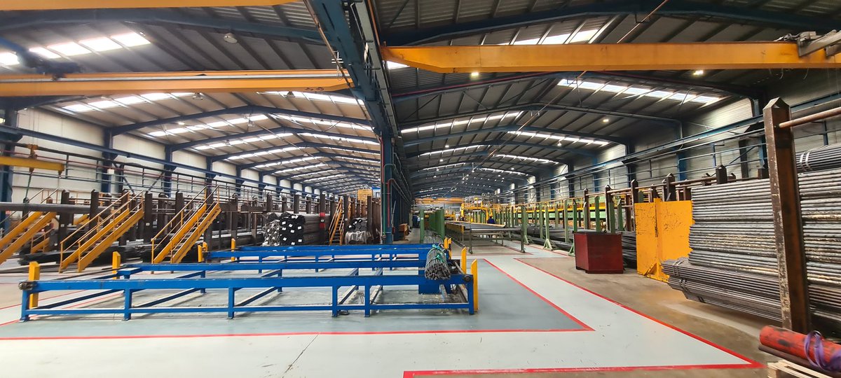 jurajtomaga's tweet photo. 🇸🇰 business success story in 🇪🇸 - #Transmesa owned by #ZeleziarnePodbrezova is not present only Arenys del Mar but also in Sant Ramón (Lleida). Company specialization is production of precision pipes & tubes.
Happy to see that 🇸🇰 they are doing well 😎 ➡️ https://t.co/HVUtYGhF9L https://t.co/uxjvWut8bd