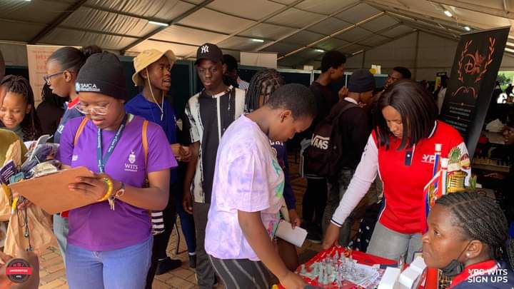 Dineo1Tsotetsi's tweet photo. The sauce is on another level 🎚️🫳
#ypgiseverywhere
#ypgtembisa
💥🔥🔥💥
@ypgrsa https://t.co/3swUGex1jO