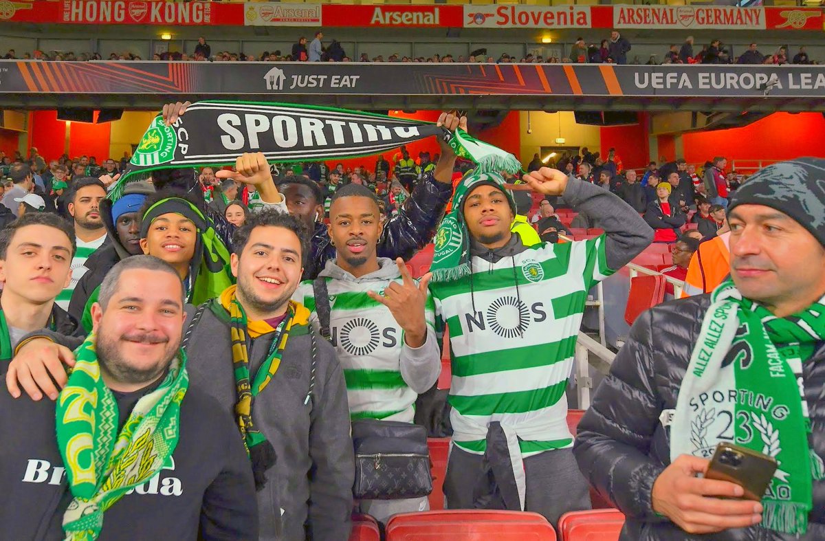 SPORTINGOFICIA2's tweet photo. Ontem, Londres foi totalmente dominada por leões!💚🤍
Que venha agora o adversário dos quartos! 
#europaleague https://t.co/QosNJS2epe
