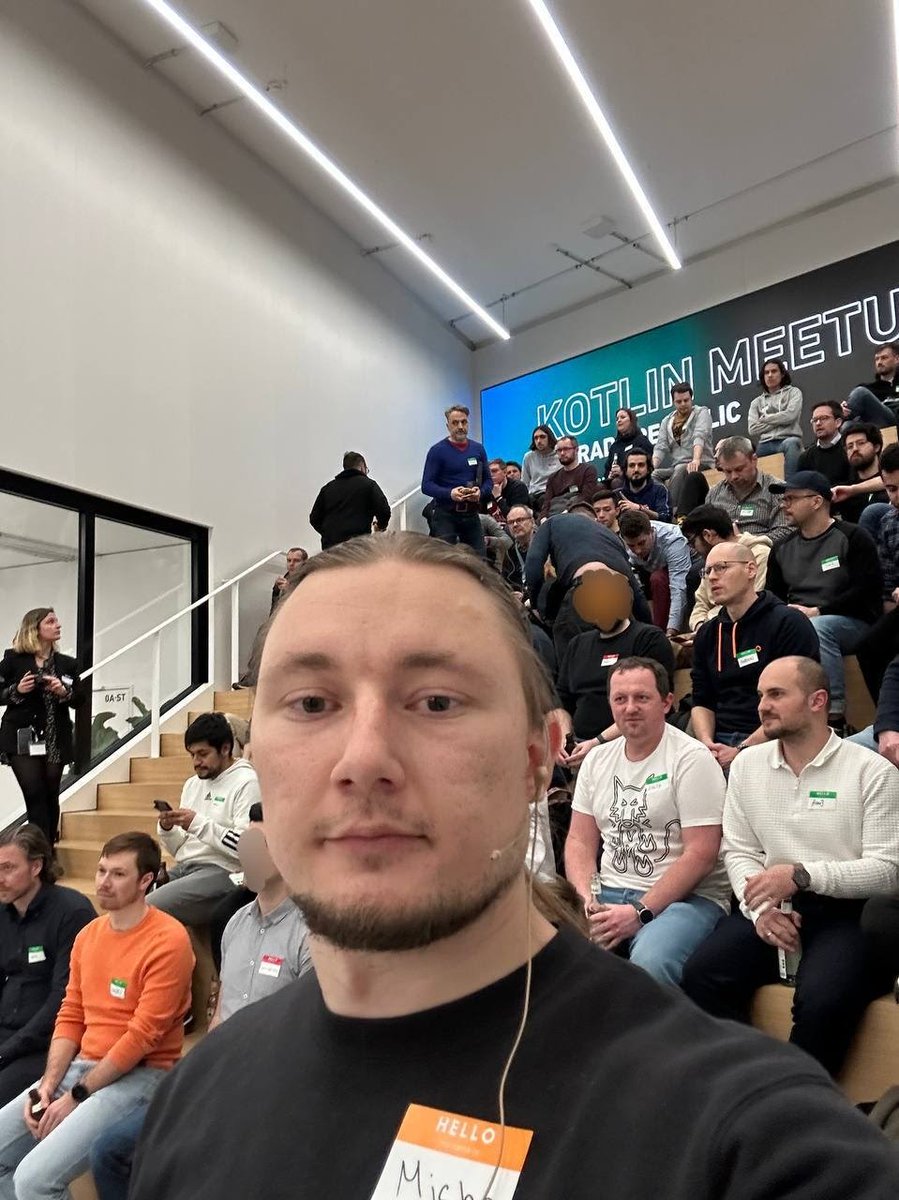 On stage with talk about context receivers at Kotlin Berlin User Group @ TradeRepublic office
Slides: 
docs.google.com/presentation/d…
#kotlin #contextreceivers