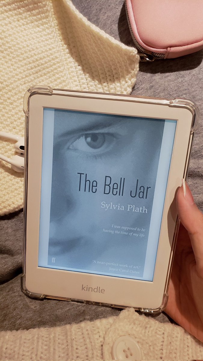 cr: the bell jar - slyvia plath ❤