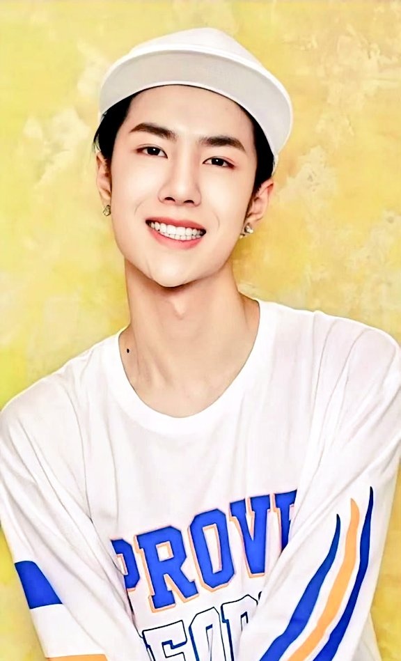 Wang_YiBo_Uniq's tweet photo. The art of life is to be happy with little. 🦁 💚 ~🌸

#王一博 #wangyibo #uniq #yibo #yibowang #王一博 #一博 #王一博uniq #王一博UNIQ #天天向上王一博 https://t.co/3iWpjh3vdI