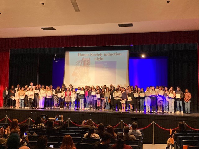 FranklinHS_BCPS's tweet photo. Congratulations to the students who were inducted into the Art, English, French, Theater, Social Studies or Spanish Honor society!  FHS leaders and guests were thrilled to recognize your achievements. @KO_BCPS @KyriaJoseph https://t.co/cegoRHIMll