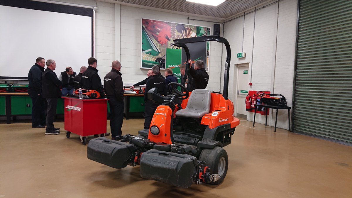 Our Pro Groundcare Area Sales Managers visited the Ransomes Jacobson factory this week for annual sales training, pictured here with the new battery powered Ransomes Jacobsen Elite Range. contact one of our sales team ☎️ for more information or to book a demonstration.
#ErnestDoe
