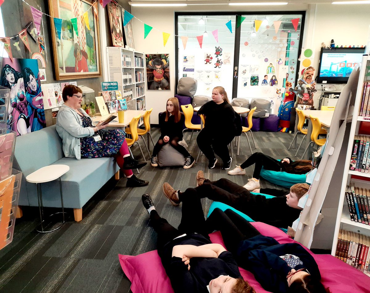 BrechinHighLib's tweet photo. INCLUSION -
Kicking off #LiteracyFriday in high gear with most excellent SPSA, Mrs H, reading @crispriestley's creeptastic 'Freeze'. βοΈ
This follows on from our fab #DEAR last week, when chpt 1 was read aloud. Everyone LOVED it!
#BrechinHighValues #ThisIsBrechin https://t.co/jo2mYM7JdU