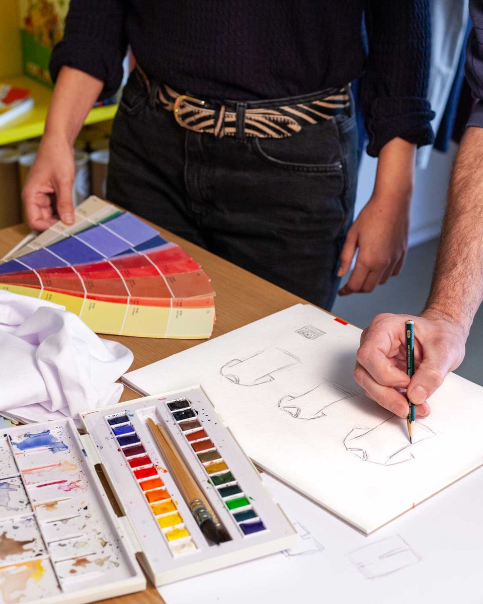 ✏️ 𝗗𝗲𝘀𝘀𝗶𝗻𝗼𝗻𝘀 𝗹𝗲 𝗳𝘂𝘁𝘂𝗿 𝗲𝗻𝘀𝗲𝗺𝗯𝗹𝗲
👉 827kv4plcaf.typeform.com/to/txYCPysD

👋 @letshirtfoot