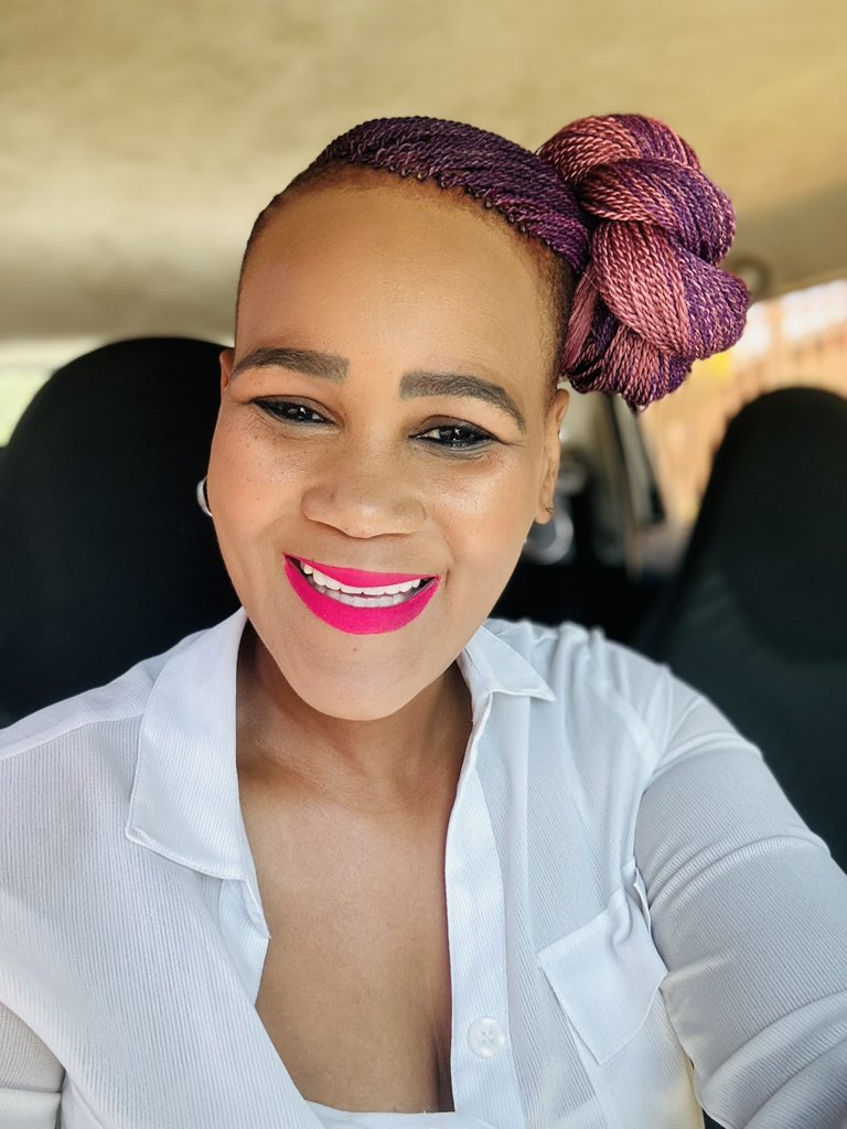 siyaloyilane's tweet photo. The original aunt is back….
#MsShumba https://t.co/MmqQgW3Wlu