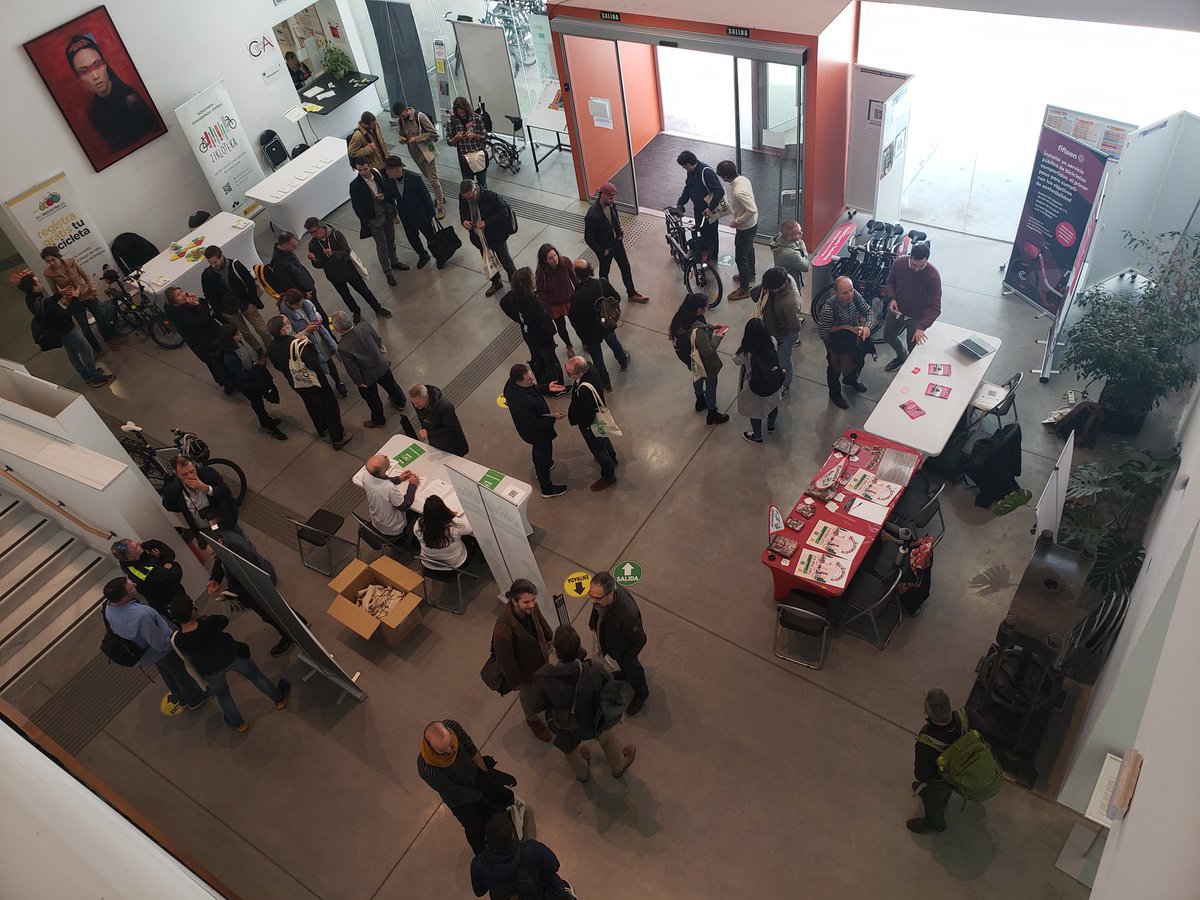 ⭐ Comienza la segunda jornada del 19° Congreso Ibérico La Bicicleta y la ciudad. 

Apertura de puerta y acreditaciones. 
#EnBiciCoslada23