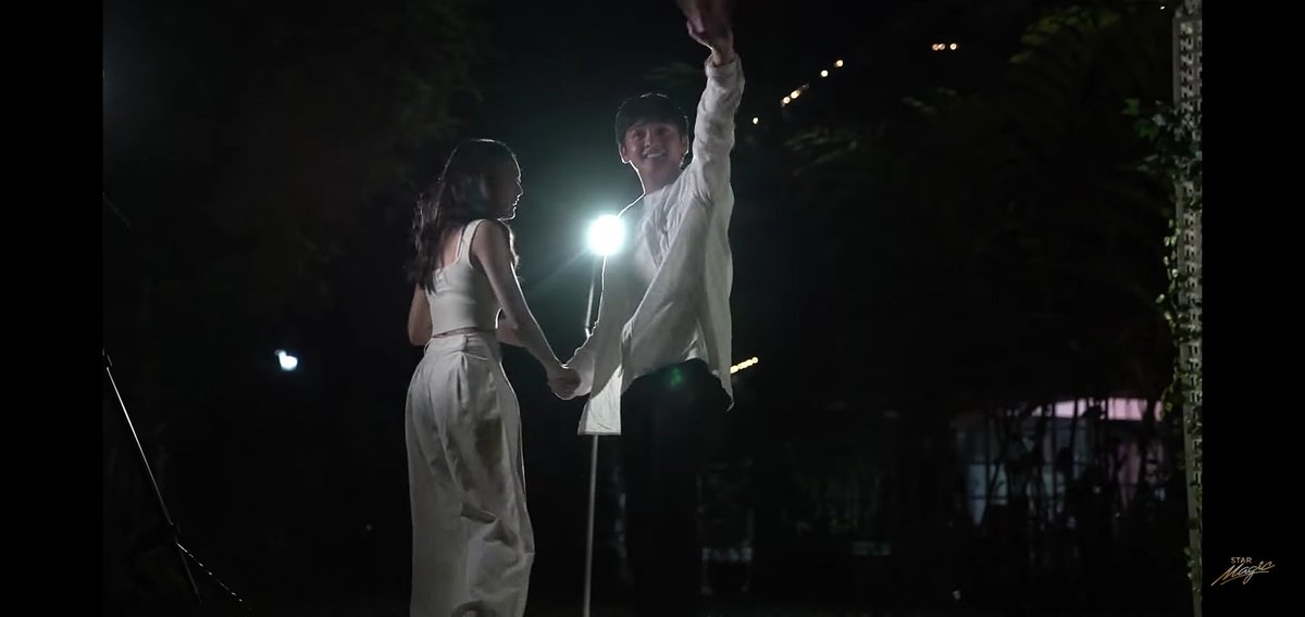 jenniebemywife's tweet photo. Admit it or not, Seth and Francine are really perfect for each other. Their chemistry is so strong!! nakakakilig sila, tipong kahit bading ka kililigin ka talaga sakanila haha 🤍

#FranSeth https://t.co/P1YL30kjVK