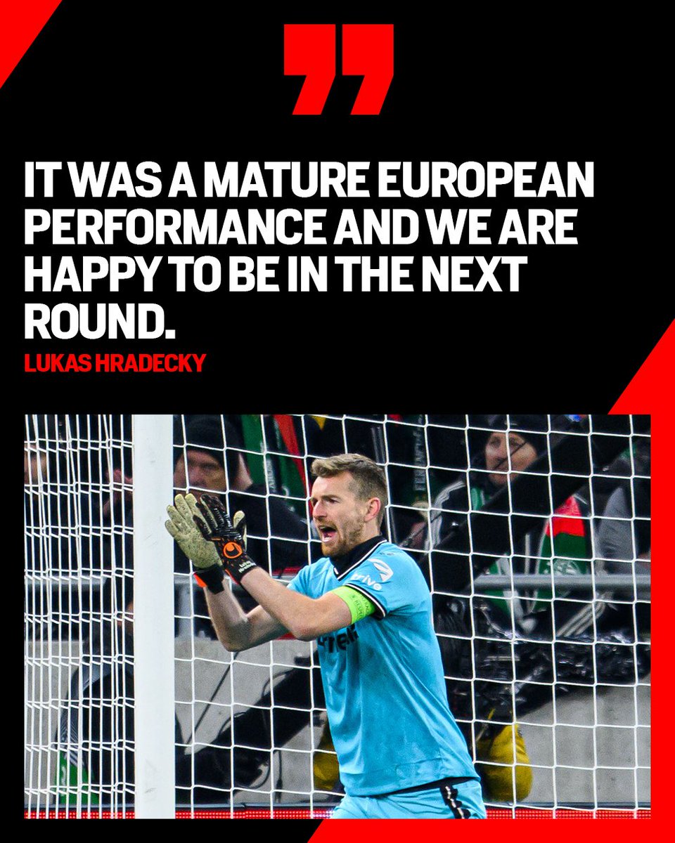 bayer04_en's tweet photo. The captain is happy. 💪
🔙 #FTCB04 https://t.co/FovNliHzVv