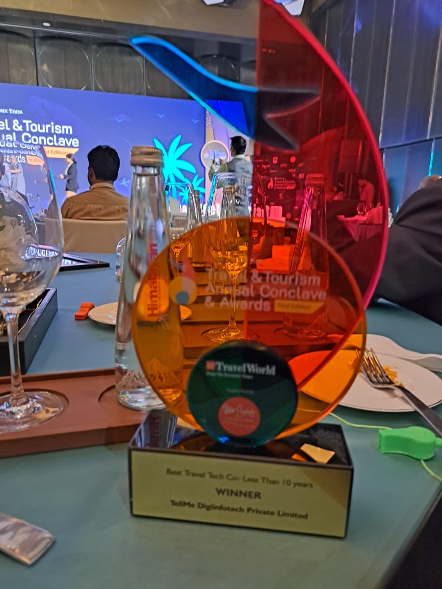 tellme_360's tweet photo. We are thrilled to announce that #TellMeVR has won the prestigious Travel TECH award at the First Economic Times Travel & Tourism Annual Conclave held in Gurgaon.
#Award #traveltechaward #TravelTourism #EconomicTimes #ET #vr
@vsrinivasarao18 @ramakiyer @palas_pune @MadanRao https://t.co/NULThULTsL