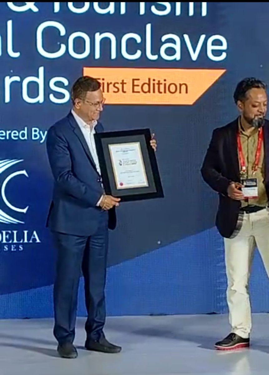 tellme_360's tweet photo. We are thrilled to announce that #TellMeVR has won the prestigious Travel TECH award at the First Economic Times Travel & Tourism Annual Conclave held in Gurgaon.
#Award #traveltechaward #TravelTourism #EconomicTimes #ET #vr
@vsrinivasarao18 @ramakiyer @palas_pune @MadanRao https://t.co/NULThULTsL