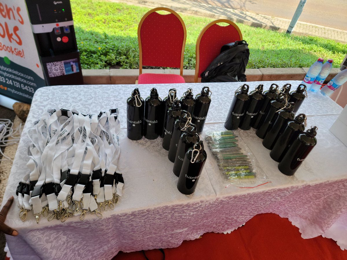 turntablio's tweet photo. Our ambassadors are @Ashesi  to give you all the info you need to make the best choices for your career path.

Let's team up and make your professional dreams come true!

#AshesiCareerFair #Growth #turntabl https://t.co/gCidY8cBRH
