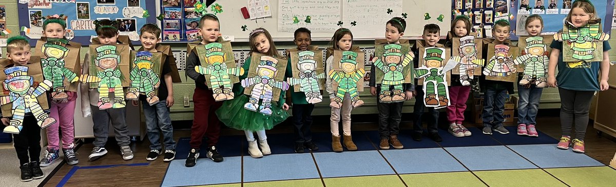CheriZweng's tweet photo. Our DK lads and lassies put on a performance for St. Patrick’s Day! Thank you to both preschool rooms at the ECC and the North Lake office staff for being such a great audience! We loved it and we hope you did as well! #mylsps #dklsps #performance https://t.co/ZO5zCRuSSK