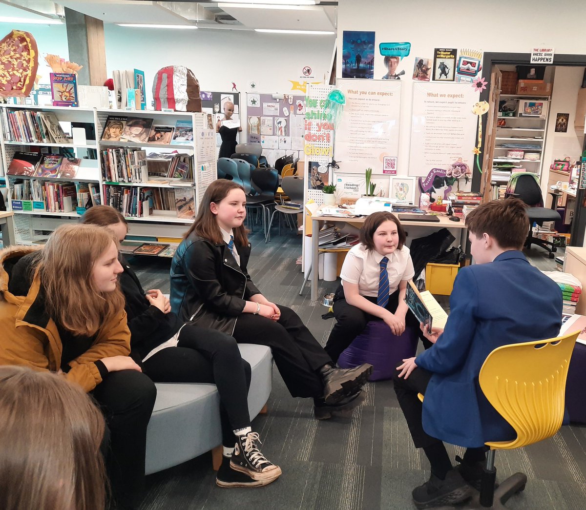 BrechinHighLib's tweet photo. @crispriestley @BarringtonStoke Our epic student-led #ReadingAmbassadors #tagreading 'Freeze' with peers ππ» https://t.co/CoaBRlezZR