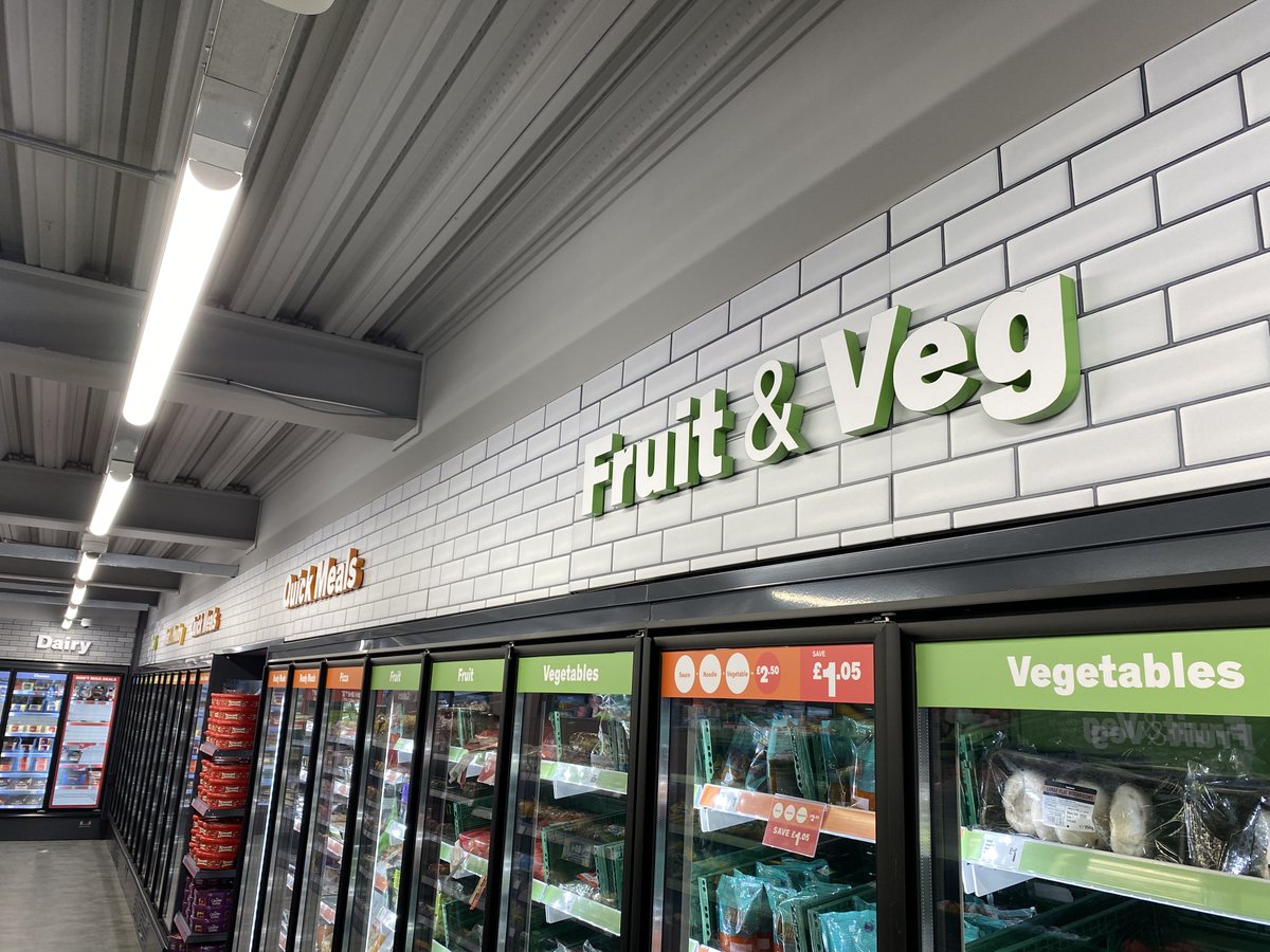 blaze_signs's tweet photo. It's #FlashbackFriday 

Back to 2021, when we completed this project for Iceland Foods convenience store concept aptly named Swift,  with this one located in Newcastle!

#marketing #branding #retailing #design #innovation #signage #technology #LED #signs #supermarket #highstreet https://t.co/ztDg2b0atP