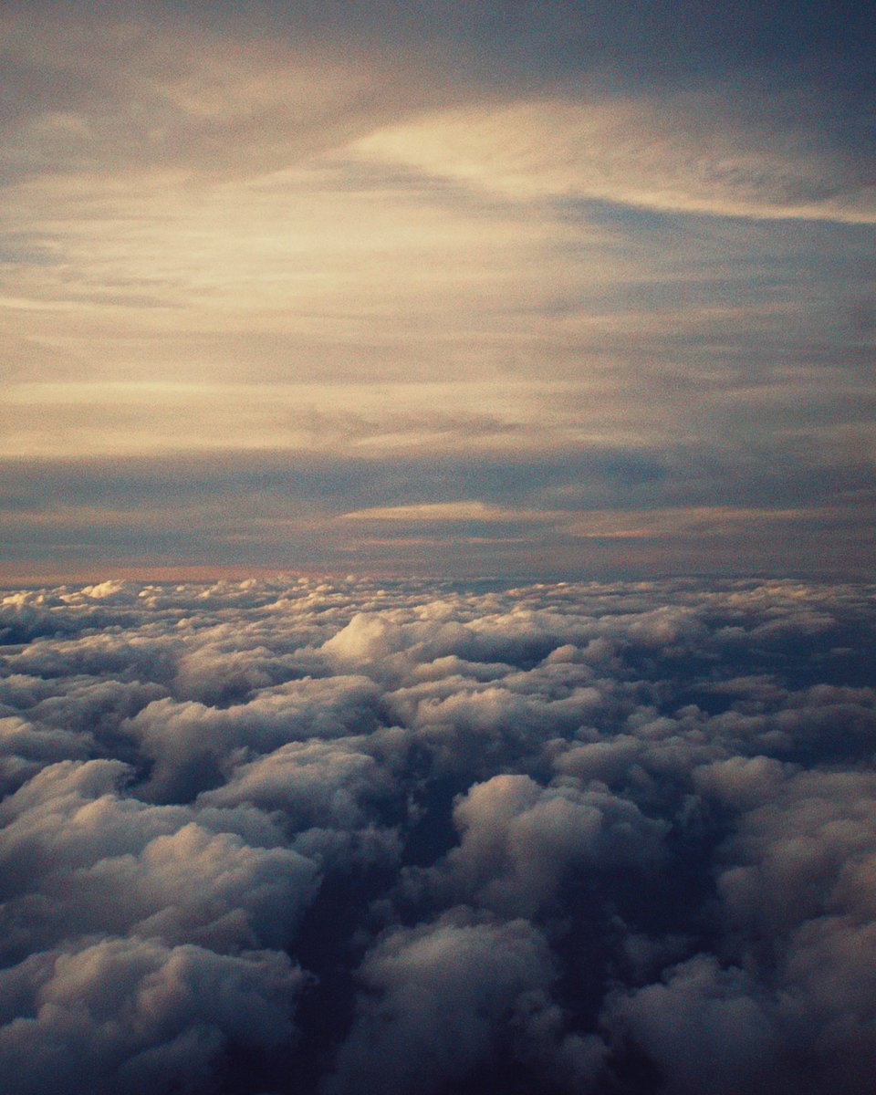 0_____jp's tweet photo. 📱×✈️☁️ https://t.co/llxGEfb7ww