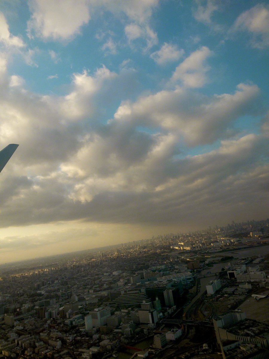 0_____jp's tweet photo. 📱×✈️☁️ https://t.co/llxGEfb7ww