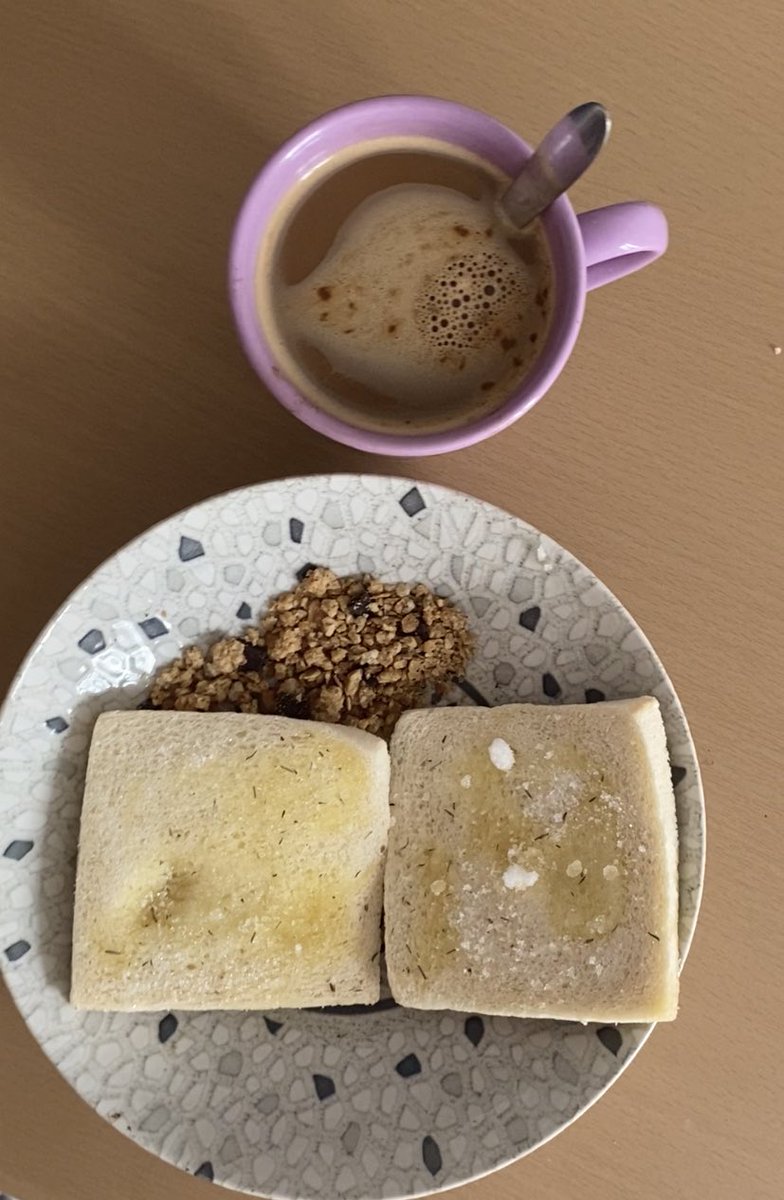my cute breakfasts are the only things keeping me motivated