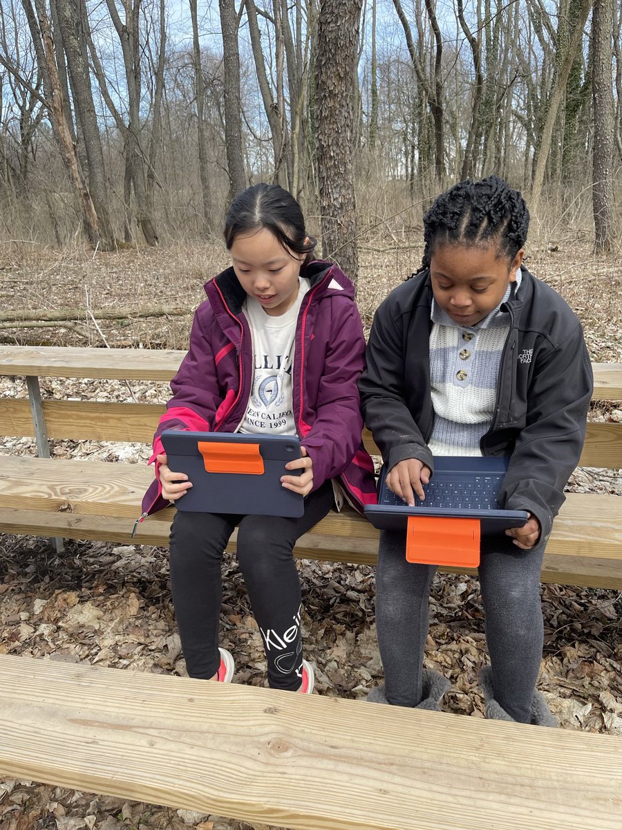 mrsjodihetman's tweet image. We love that we can use our iPads out in our Land Lab. Bringing technology into our peaceful retreat! #LandLab #WiFi #BestofBothWorlds #Science @BathElementary