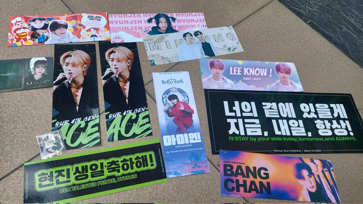Eunsoul71's tweet photo. Had so much fun with my new Stay friends met at the concert! Thank you din sa mga nagbigay ng freebies sa concert. You did such an amazing job! I love you all!❤

#SKZinManila2023 
#StrayKids_2ndWorldTour_MANIAC 
#StrayKidsinManila https://t.co/0uvHafFAML