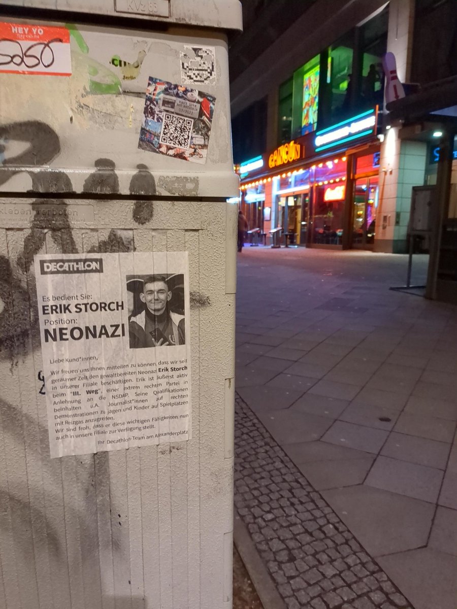 [B] III.Weg-Aktivist Erik Storch in #Pankow geoutet

"Sein Wohnumfeld in Berlin-Pankow und sein Arbeitgeber <a href="/DecathlonDE/">DECATHLON Deutschland</a>  am #Alexanderplatz sollen wissen, mit wem sie es zu tun haben. Nazis die Räume nehmen!"

gefunden auf: de.indymedia.org/node/267834

#nonazis #nonazisB #antifa