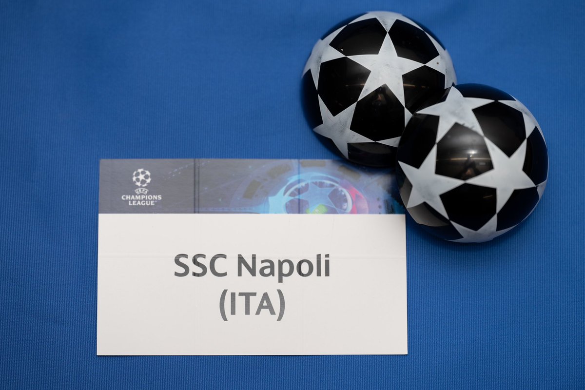 en_sscnapoli's tweet photo. ⚽️✨

#UCLdraw || #UCL https://t.co/226Bcz97uv