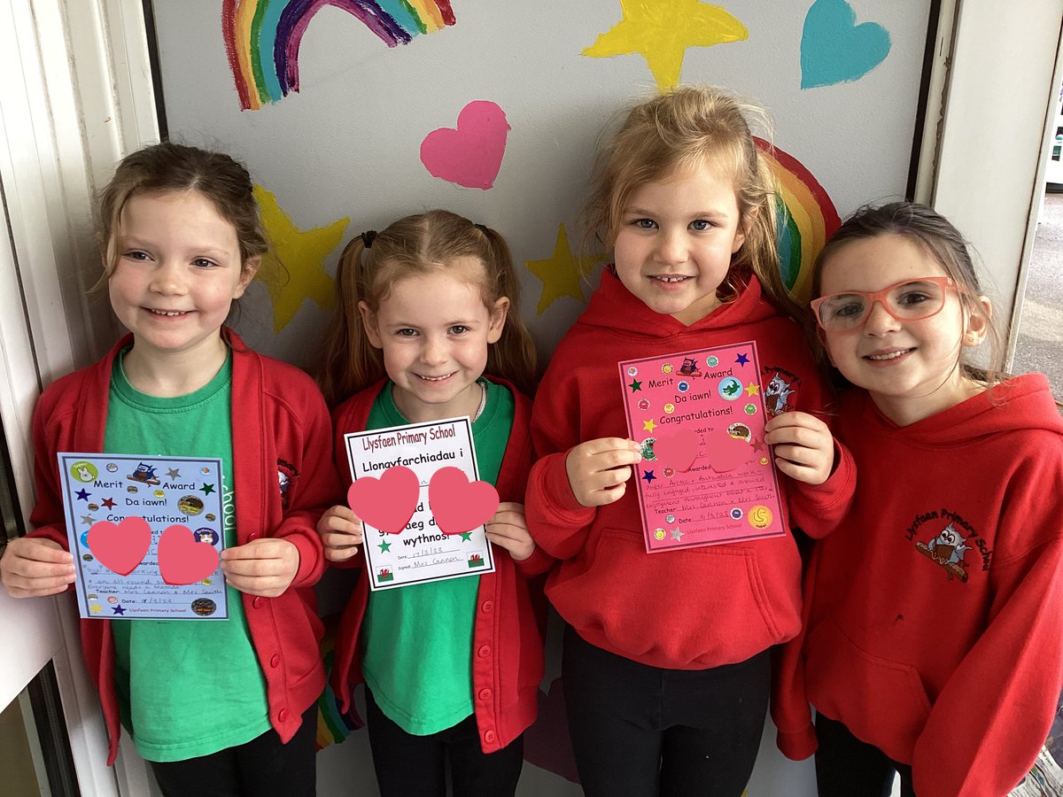 llysfaen2028's tweet image. Celebrating this and last weeks merit achievers and welsh speakers as some were poorly last week and missed the recognition! Well done girlies…what a fortnight! 😍🤗✨🌟 #1CS #merit #welshspeaker