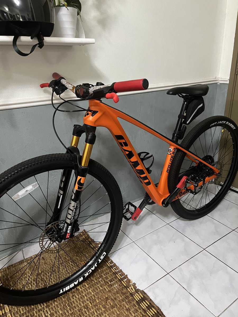 lovshopink's tweet photo. Mtb Camp Pro Lite 9.2🚲
RM2800(bleh nego)
Frame = Carbon
Frame size = 15.5"
Wheelser = 29er
Fork = Air Fork
Groupset = Shimano Deore 1 X 12speed
RD = Shimano Deore 12speed
Crank = Shimano Deore
Tektro hydraulic brake
Condition = 9.5 (Like New)
Location = Subang Bestai/ Elmina https://t.co/EE23chLzao