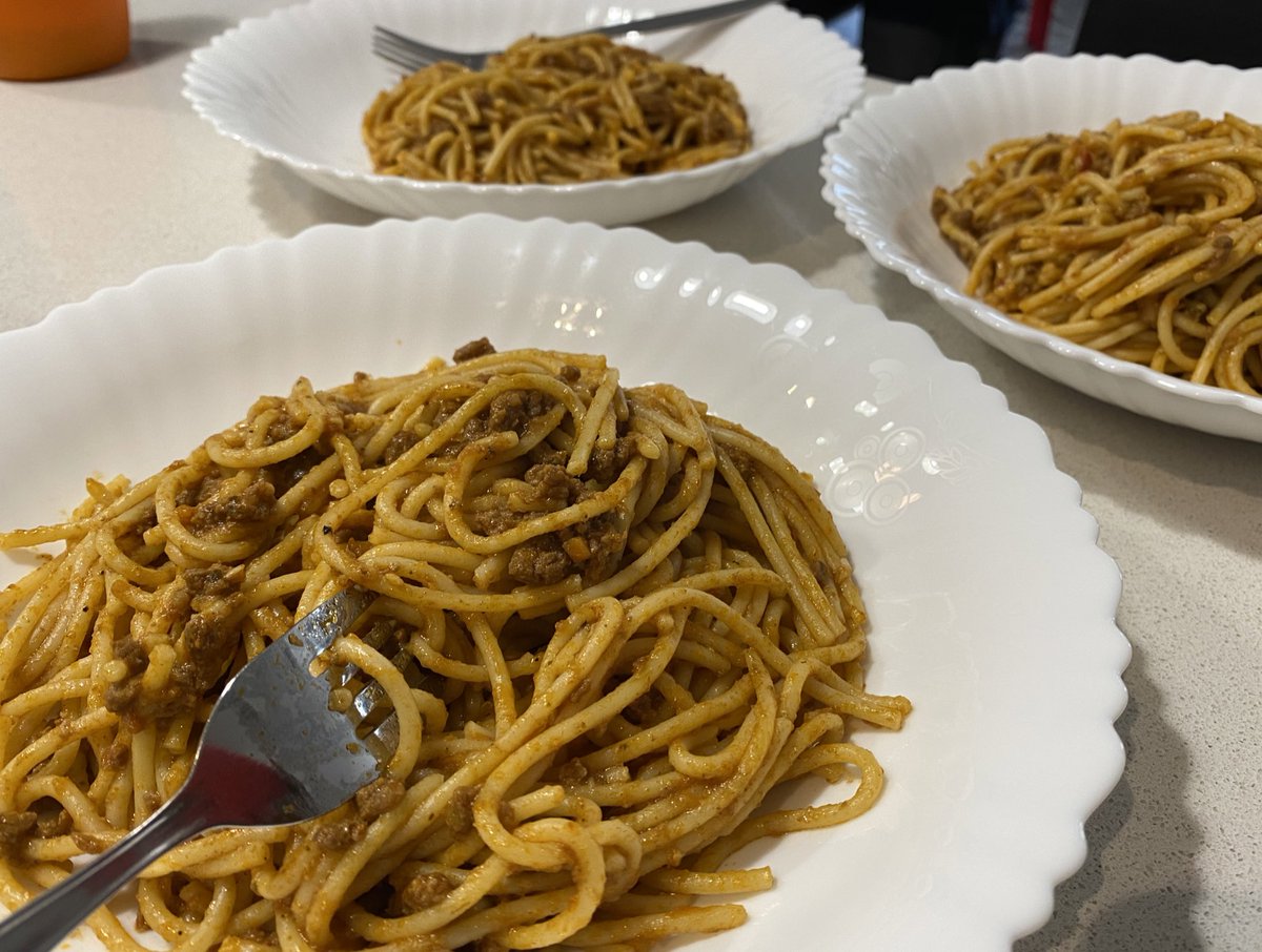 asedoskitchen's tweet photo. Tonight’s recipe (minced beef & spaghetti) is a subscriber request.
#SSOT full recipe on ▶️ https://t.co/erMKKL94aZ
.
.
#spaghettirecipe #asedoskitchen https://t.co/KI5RYNAvsN