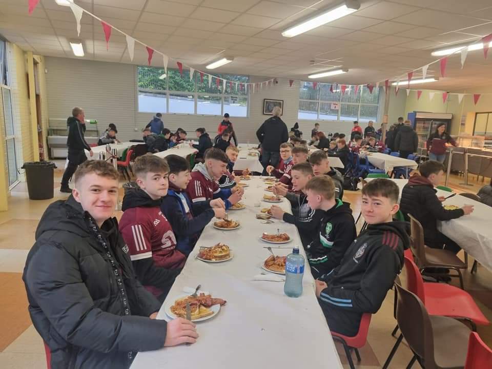 cbsomagh's tweet photo. Great excitement at the pre-match breakfast, in the classrooms and on the buses.
Flags, banners, face-paints, drums and Eddie the teddy at the ready!
#hoganforomagh #CBSCommunity https://t.co/2i8kSmU4FK