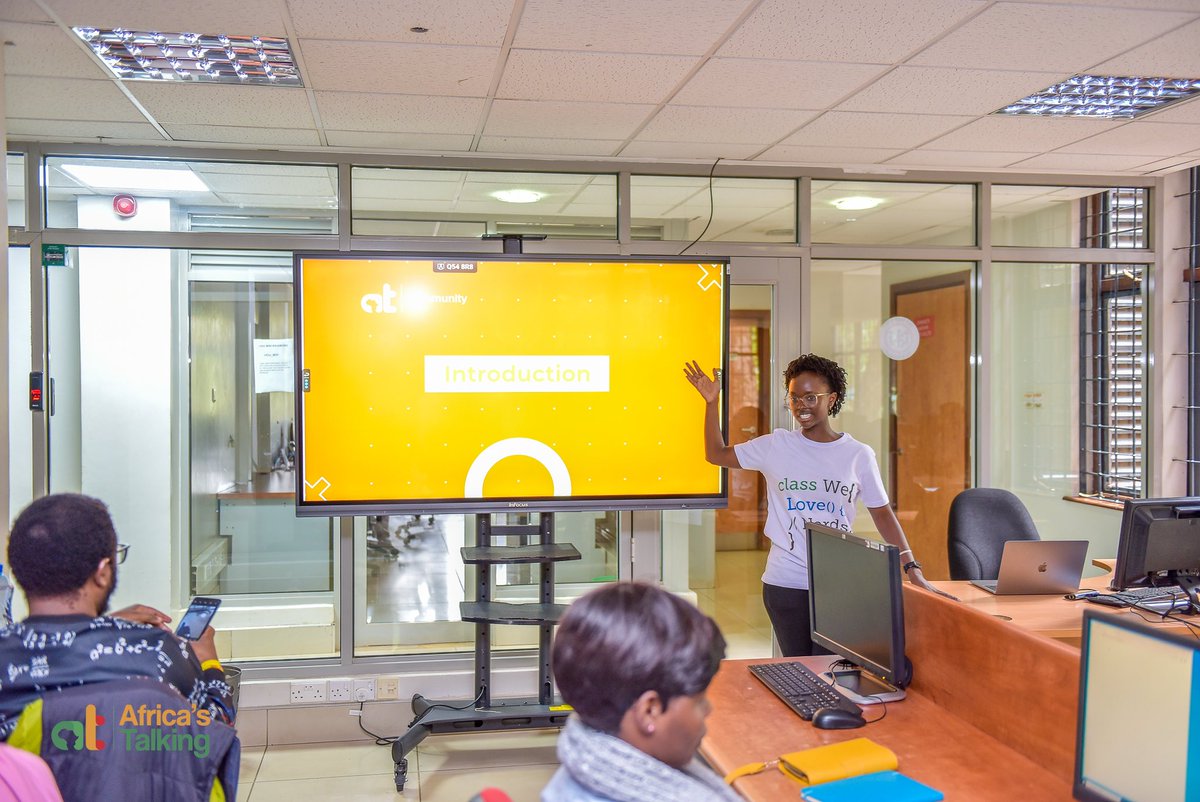 m_k_global's tweet photo. Ongoing at @ExperienceUSIU Empowering #Developers across #Africa through code @Africastalking #WeLoveNerds #BuidwithAT Developers are already reviewing our #Github repo and asking the right questions. Contribute to our #Opensource @github @Replit https://t.co/OcyAWQMJ2j