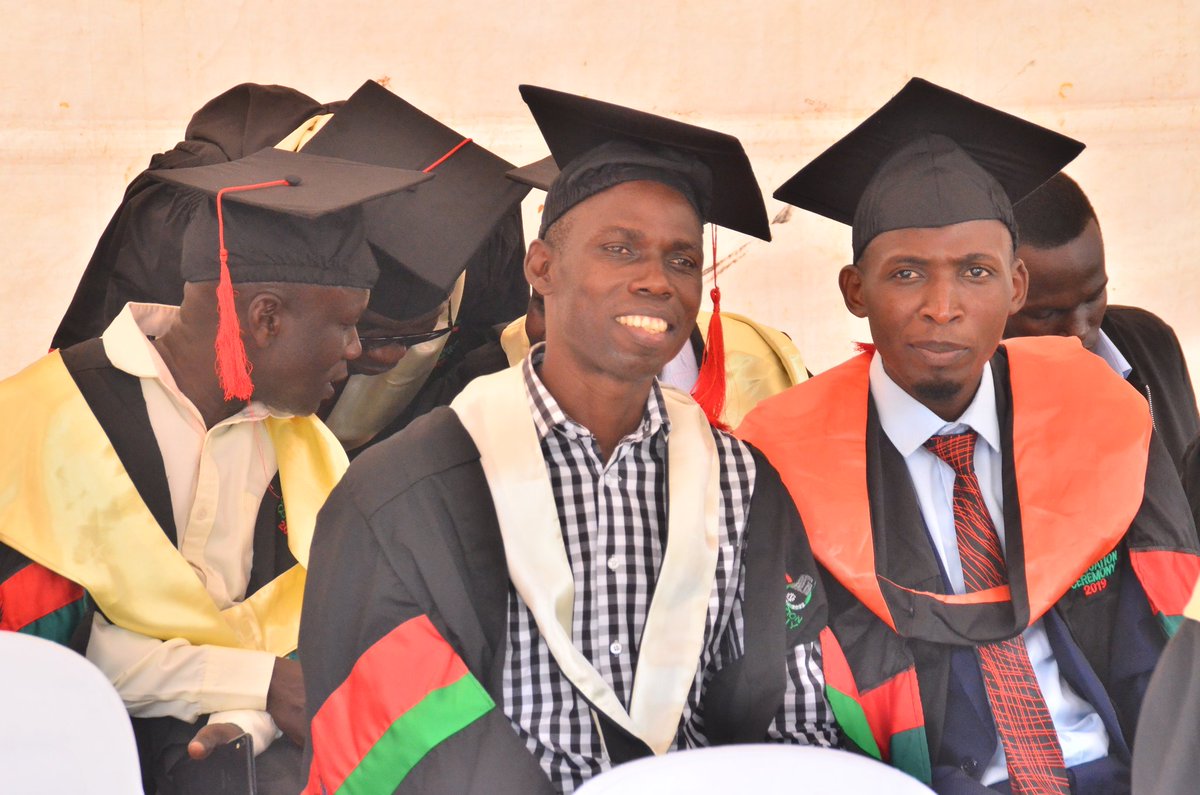 MUBSAruaCampus's tweet photo. We thank all Academic and Administrative staff that have graced the event #MUBS16thGrad to celebrate our students. https://t.co/800KH8HeLi