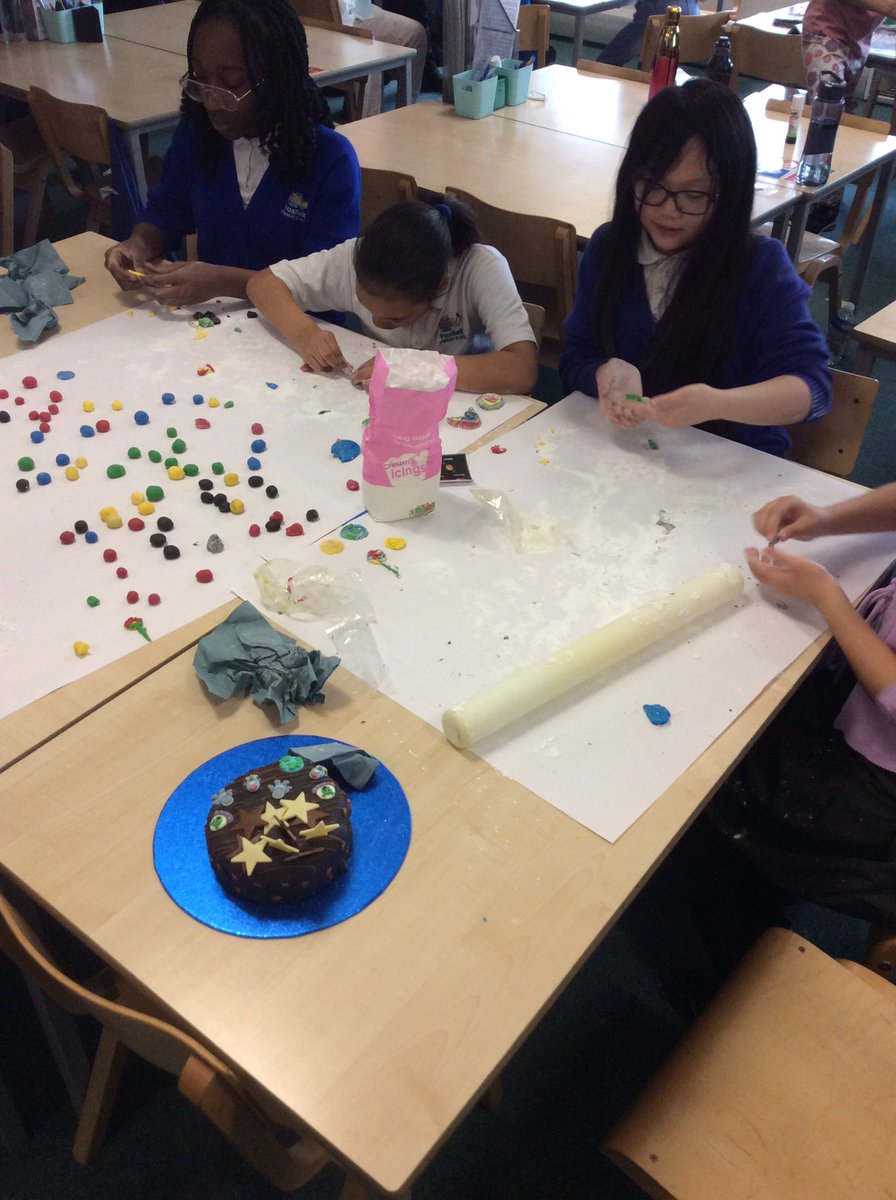 Foxfield Olive tweet media