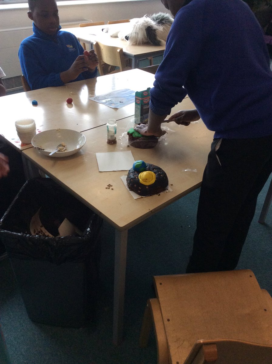 Foxfield Olive tweet media