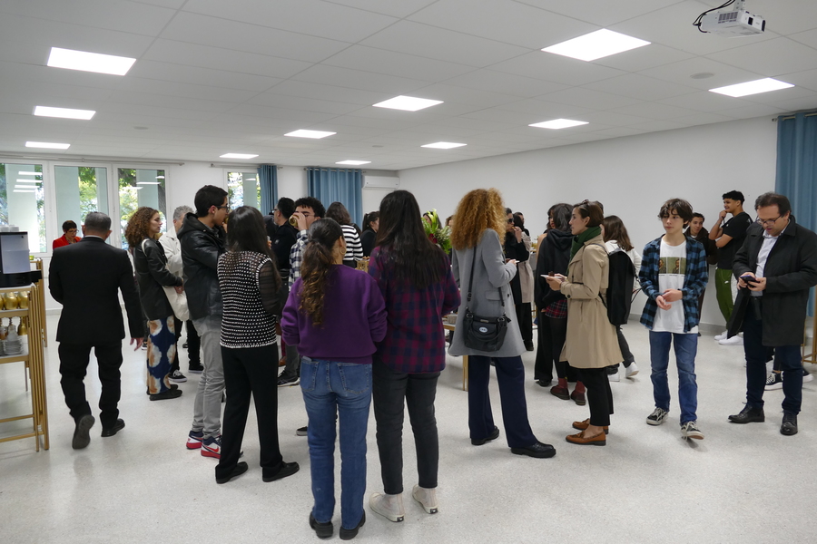 Lycée français Descartes AEFE Rabat tweet media