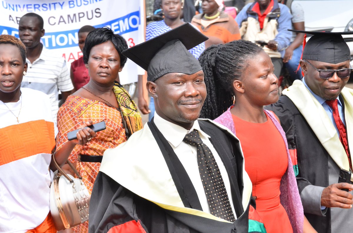 MUBSAruaCampus's tweet photo. We thank all Academic and Administrative staff that have graced the event #MUBS16thGrad to celebrate our students. https://t.co/800KH8HeLi