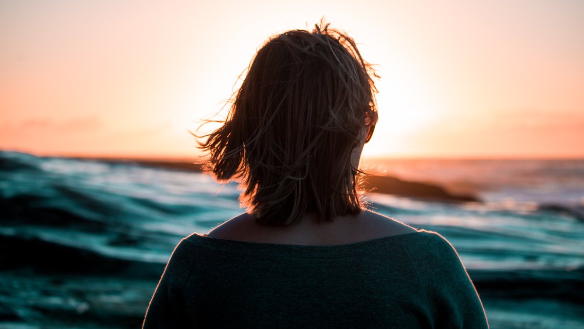 SEAresource's tweet image. 🧵[1/5] Economic abuse is more common than you think. In fact, a staggering 95% of domestic abuse cases involve some form of economic abuse. 

But what is economic abuse and what does it involve? Read on to find out…