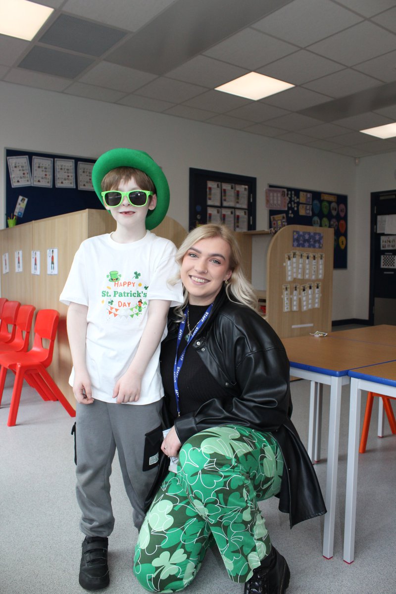 prospecthouse's tweet image. Today we are saying &apos;Lá Fhéile Pádraig sona duit&apos; for #StPatricksDay2023 ! 
We have also been celebrating British #SignLanguageWeek with our pupils learning the alphabet! @BDA_Deaf 
#CreateAndCommunicate #CRCArticle2 #bslally #BSLActNow