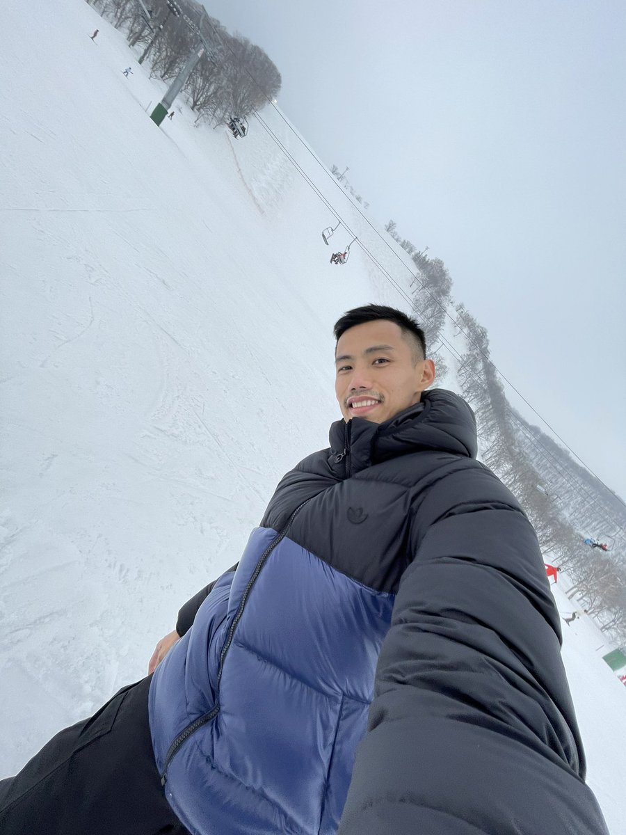 elixeeeeer's tweet photo. Niseko dump https://t.co/We6snIlii4