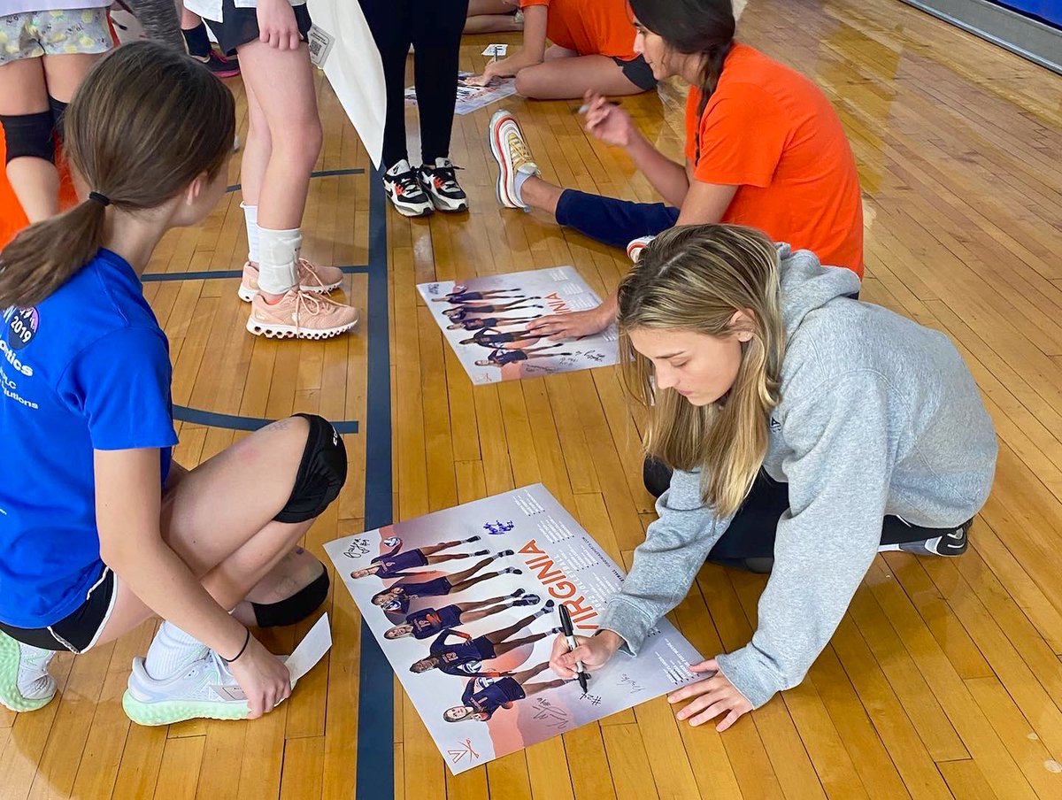 Virginia Volleyball tweet media