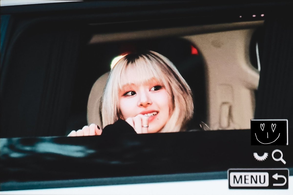 chaeypics's tweet photo. she's the most adorable https://t.co/pjfvztabZp