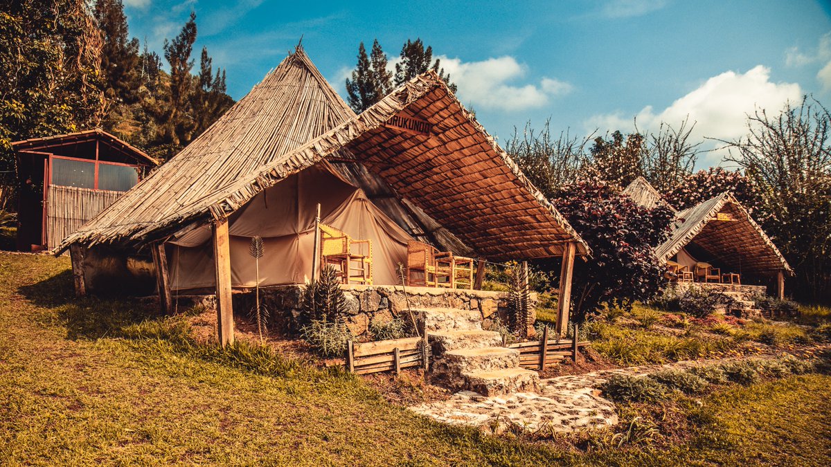 Maniraguha_Acc's tweet image. This over-edited thing right here !!!
I miss this place. #Inzu