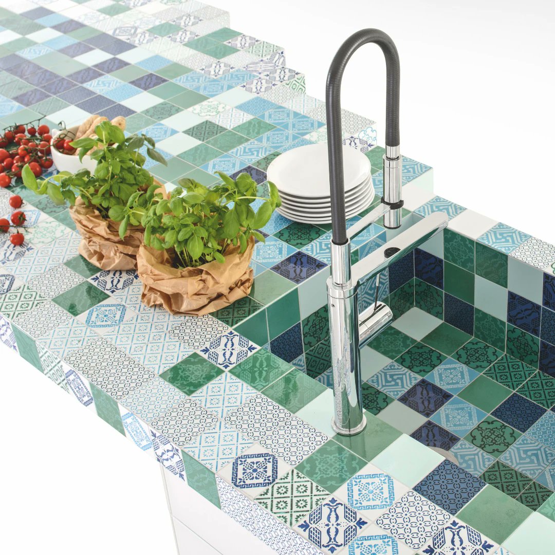 madeamanoitaly's tweet photo. Coating produced exclusively by made a mano srl – on the idea and project of LAGO SPA, sold by LAGO SPA.
#madeTerraneo collection
#madeamano #interiordesign #interiør #interiordesigner #kitchendesign #kitcheninspiration #bedroomdecor #tilework #furniture https://t.co/aL0id3pOJi