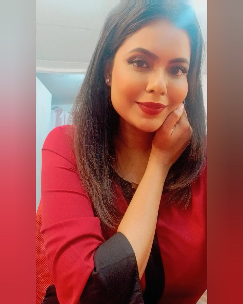 _AkanshaChauhan's tweet image. ज़िंदगी ख़ूबसूरत है|

#AnchorAkanshaChauhan #bharatexpress #NewsAnchor #SpecialReporter #fridayvibes